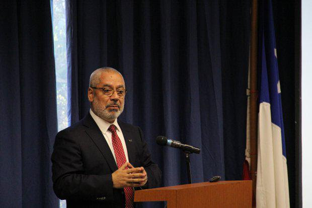 Presidente Gabriel Boric nombra a Jaime Veas como nuevo director de la Dirección de Educación Pública